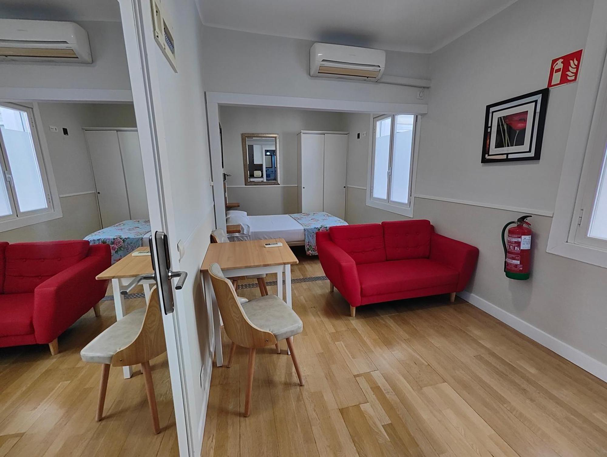 Apartamentos Mayor Centro Мадрид Екстериор снимка