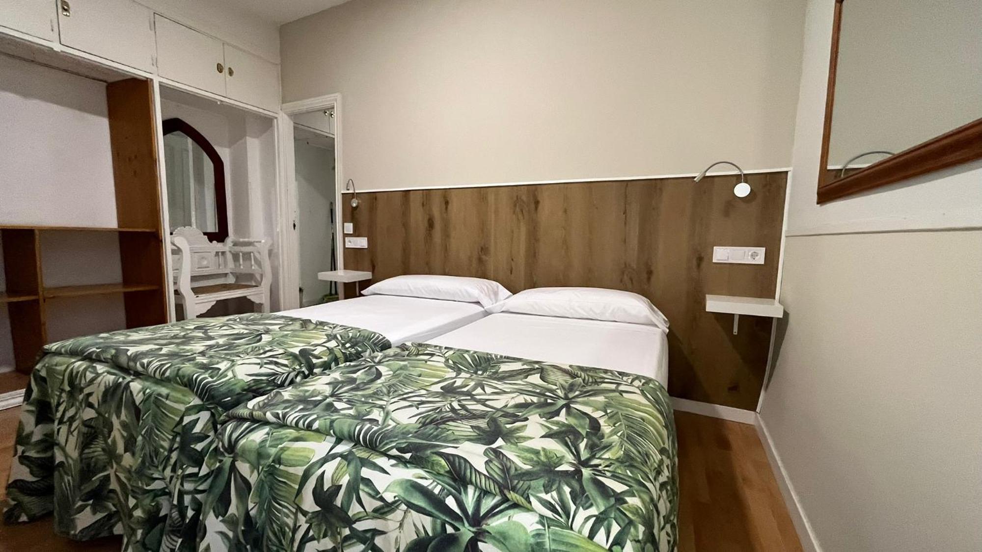 Apartamentos Mayor Centro Мадрид Екстериор снимка
