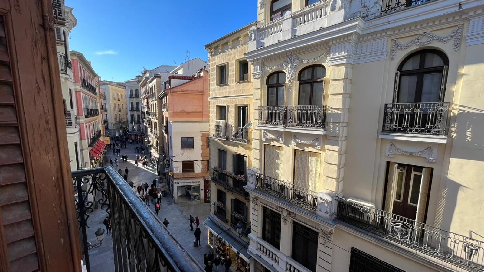 Apartamentos Mayor Centro Мадрид Екстериор снимка