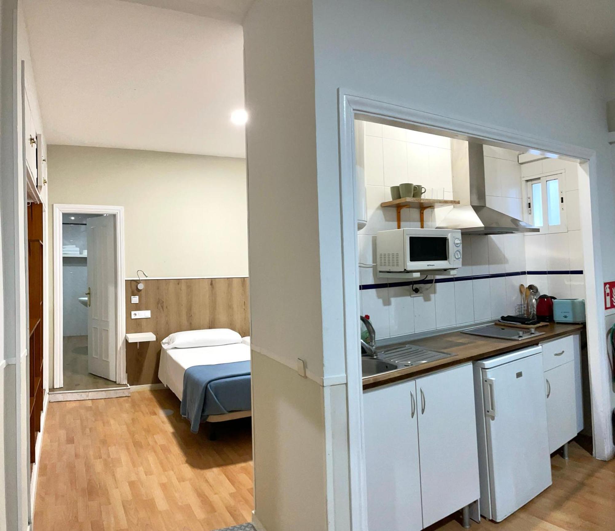 Apartamentos Mayor Centro Мадрид Екстериор снимка