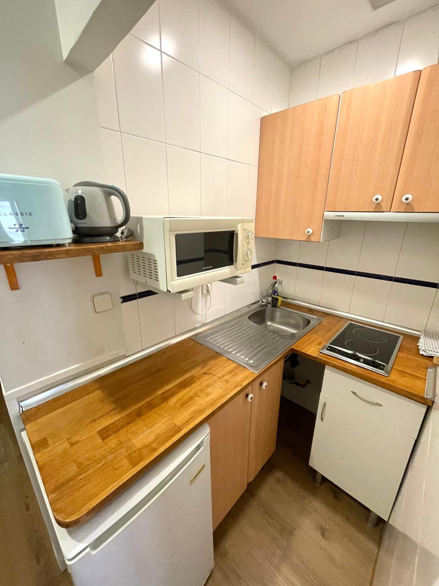 Apartamentos Mayor Centro Мадрид Екстериор снимка